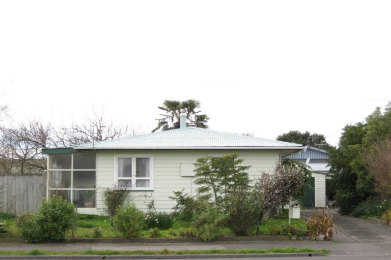 Photo of property in 14 Ireland Place, Pirimai, Napier, 4112