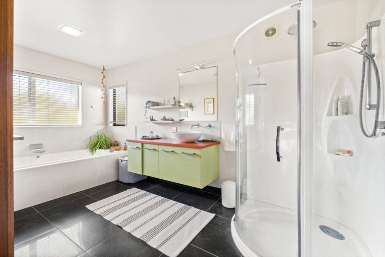 Photo of property in 29 Dunrobbin Place, Gate Pa, Tauranga, 3112