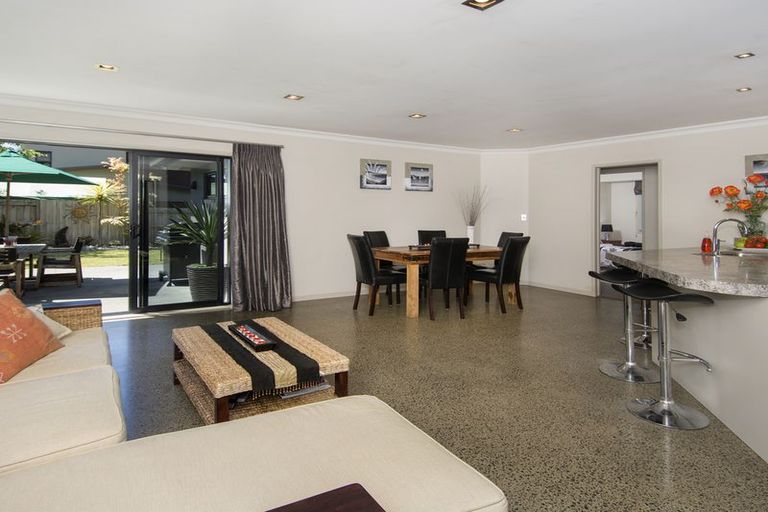 Photo of property in 110 Rowesdale Drive, Ohauiti, Tauranga, 3112