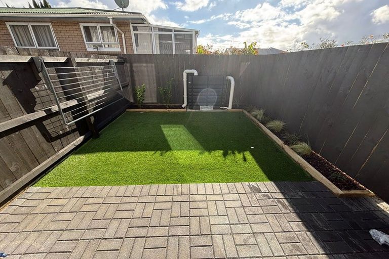 Photo of property in 4/9 Kamaka Road, Mangere Bridge, Auckland, 2022