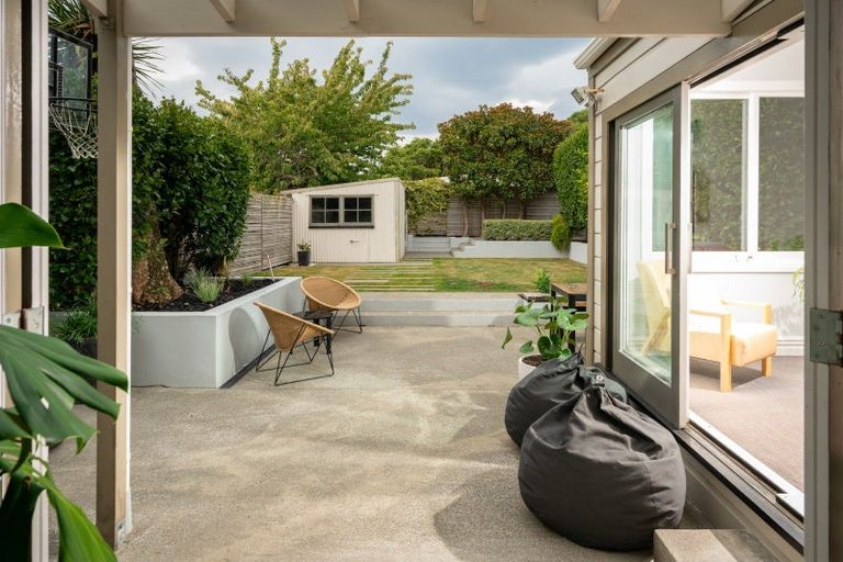 Photo of property in 17 Honiana Te Puni Street, Aro Valley, Wellington, 6021