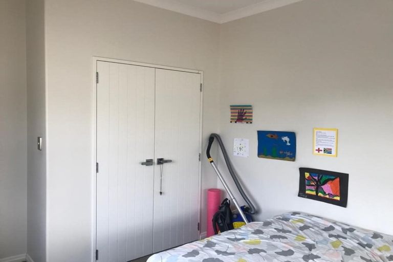 Photo of property in 21e Stamford Crescent, Flat Bush, Auckland, 2019
