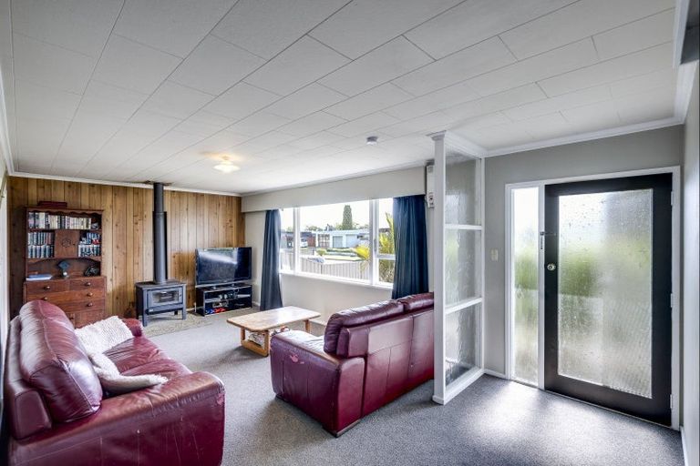Photo of property in 52 Wynyard Crescent, Tamatea, Napier, 4112