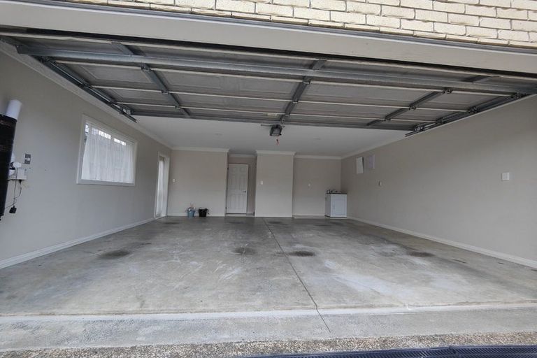 Photo of property in 6 Beggs Way, Flat Bush, Auckland, 2016