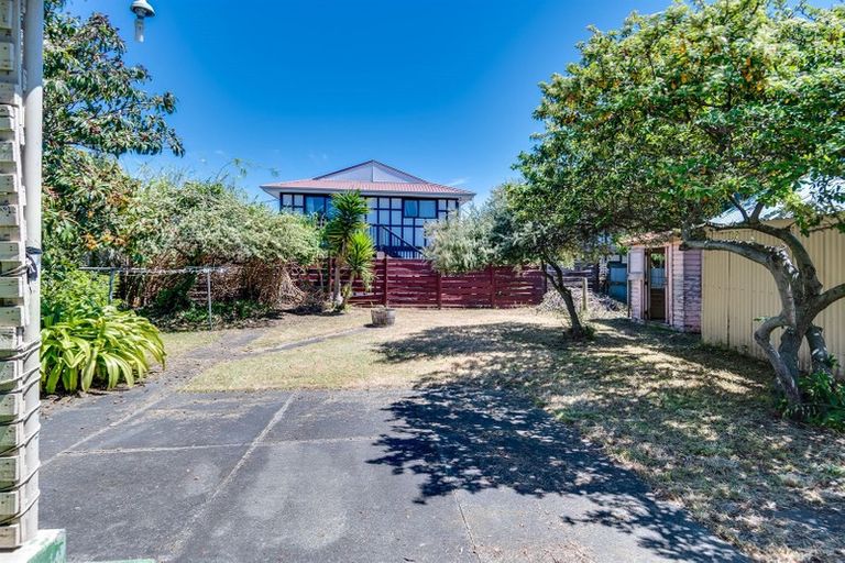Photo of property in 92 Charles Street, Westshore, Napier, 4110