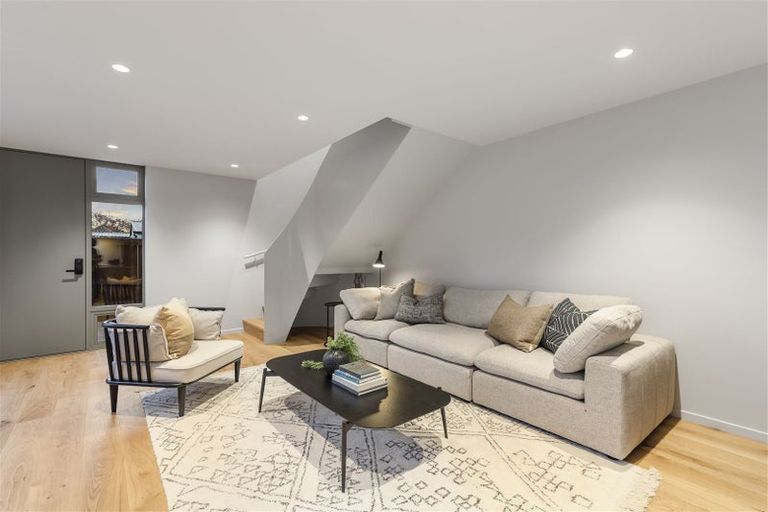 Photo of property in 29b Tonbridge Street, Merivale, Christchurch, 8014