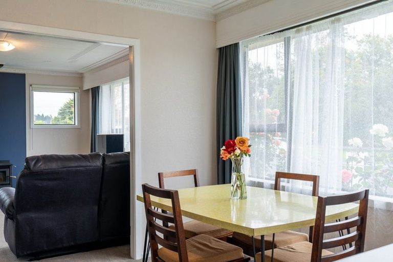 Photo of property in 19 High Street, Milton, 9220