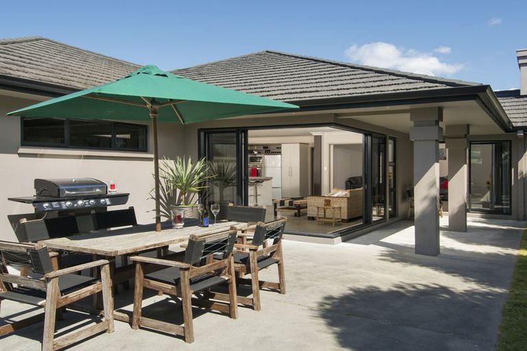 Photo of property in 110 Rowesdale Drive, Ohauiti, Tauranga, 3112