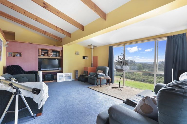 Photo of property in 78 Coulter Road, Henderson Valley, Auckland, 0614
