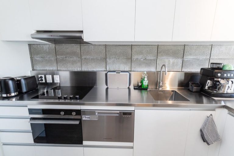 Photo of property in 103/28 Martin Square, Te Aro, Wellington, 6011