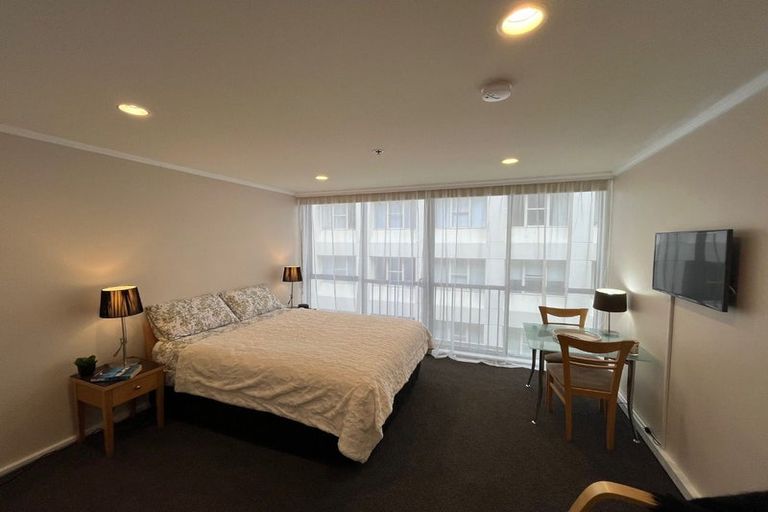 Photo of property in Gilmer Terrace Car Park, 412/9 Gilmer Terrace, Wellington Central, Wellington, 6011