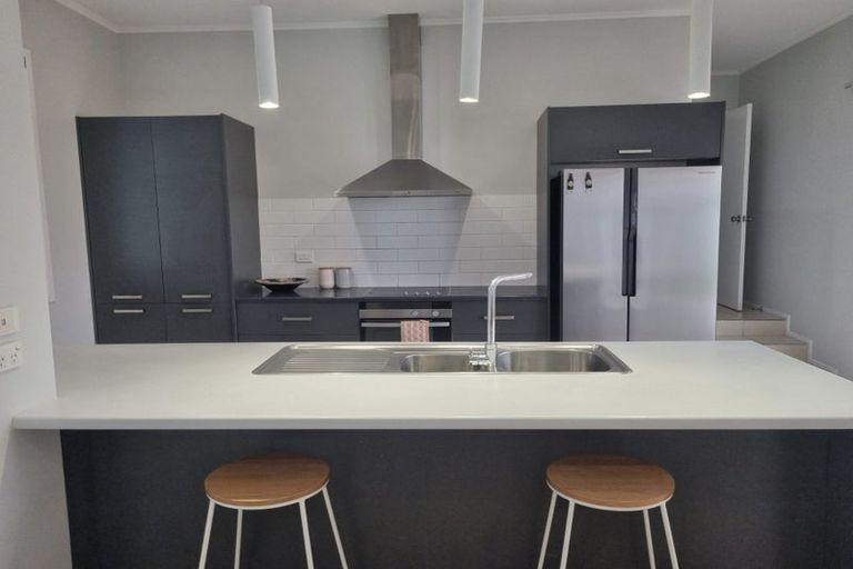 Photo of property in 1/458 Great South Road, Opaheke, Papakura, 2113