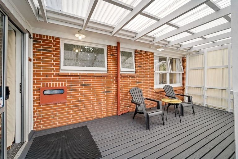Photo of property in 125 Waimumu Road, Massey, Auckland, 0614