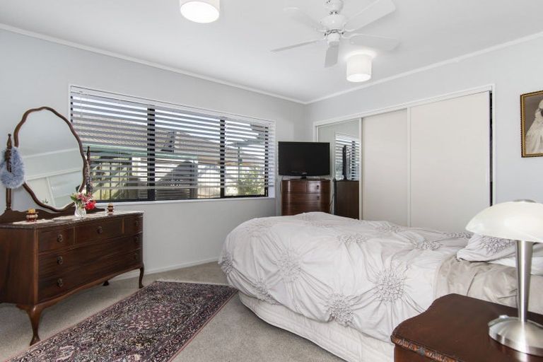 Photo of property in 15a Laburnum Glen, Mount Maunganui, 3116