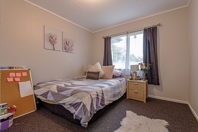 Photo of property in 42 Caroline Drive, Feilding, 4702
