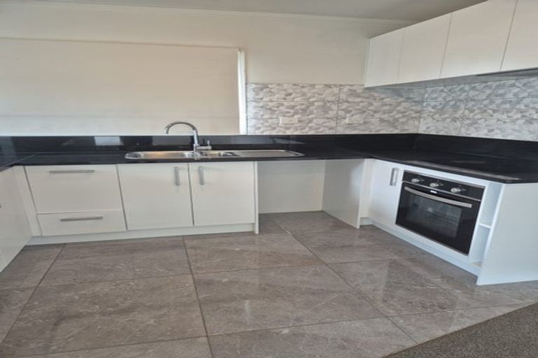 Photo of property in 7 Finch Street, One Tree Point, 0118