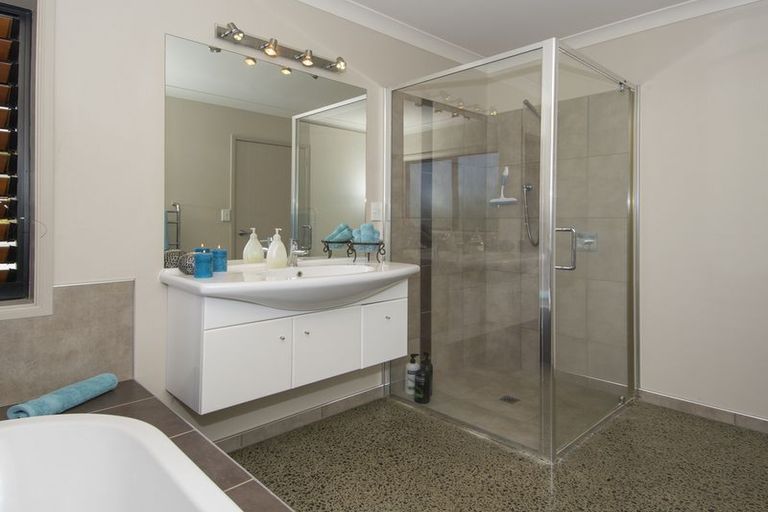 Photo of property in 110 Rowesdale Drive, Ohauiti, Tauranga, 3112