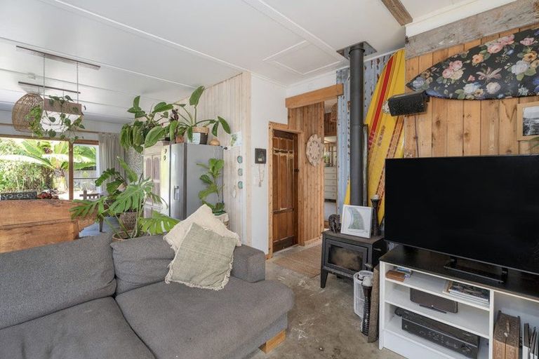 Photo of property in 8 Laycock Road, Tairua, 3508