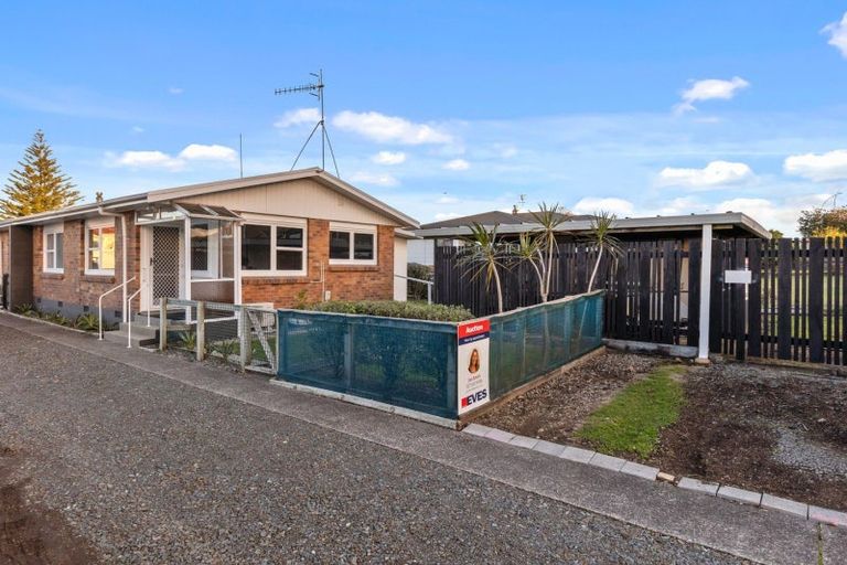 Photo of property in 1/1252 Cameron Road, Gate Pa, Tauranga, 3112