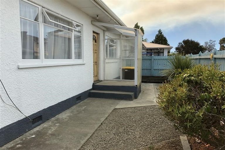 Photo of property in 1/12 Golf Road, Tahunanui, Nelson, 7011