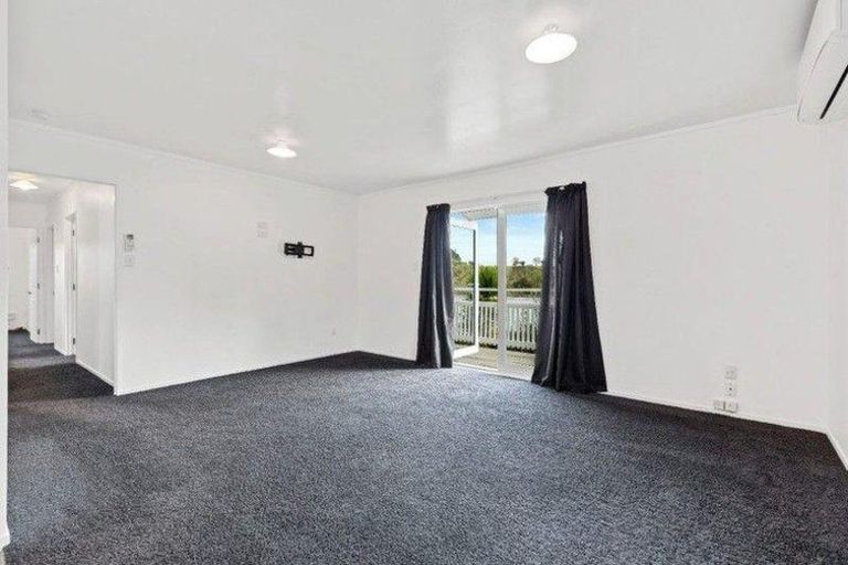 Photo of property in 30a Langstone Street, Welcome Bay, Tauranga, 3112