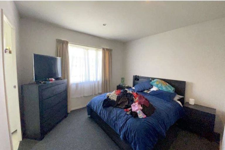 Photo of property in 8 Matuhi Grove, Papatoetoe, Auckland, 2025