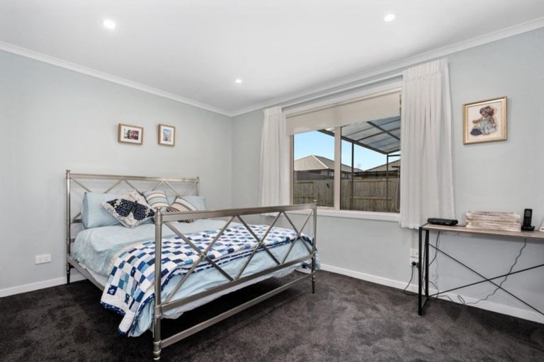 Photo of property in 111 Penetaka Heights, Pyes Pa, Tauranga, 3112