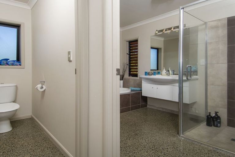 Photo of property in 110 Rowesdale Drive, Ohauiti, Tauranga, 3112