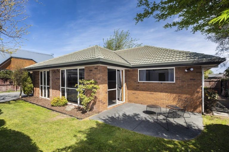 Photo of property in 2/9 Selwyn Street, Somerfield, Christchurch, 8024