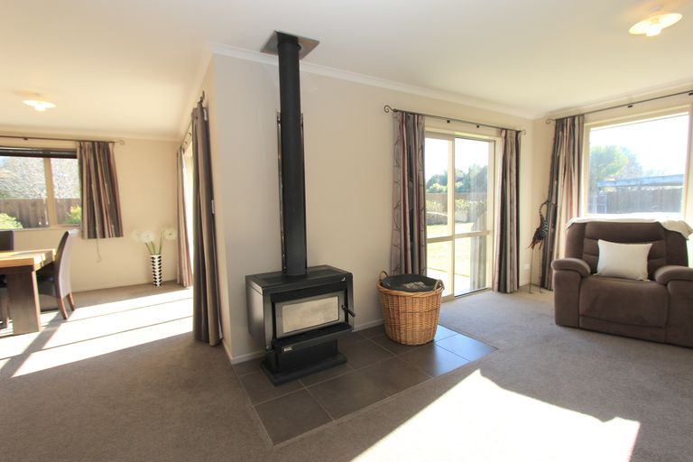 Photo of property in 16e Rousehill Street, Renwick, 7204