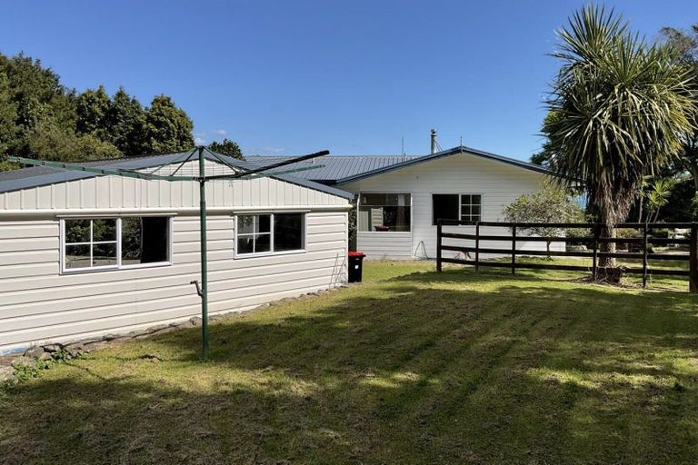 Photo of property in 528a Thames Coast Sh25 Road, Te Puru, Thames, 3575