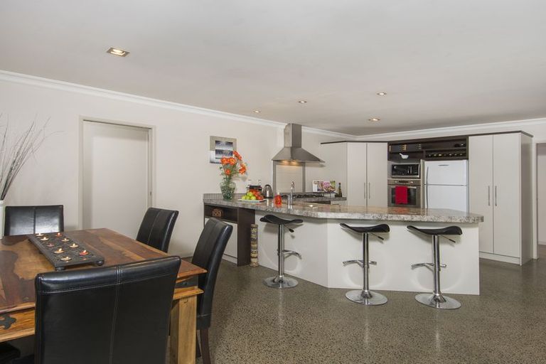 Photo of property in 110 Rowesdale Drive, Ohauiti, Tauranga, 3112