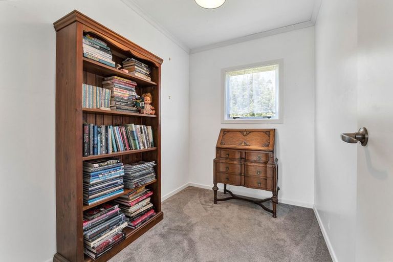 Photo of property in 282 Warea Road, Warea, New Plymouth, 4381