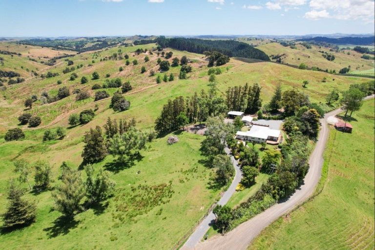 Photo of property in 282 Girls High School Road, Pukehuia, Tangiteroria, 0381