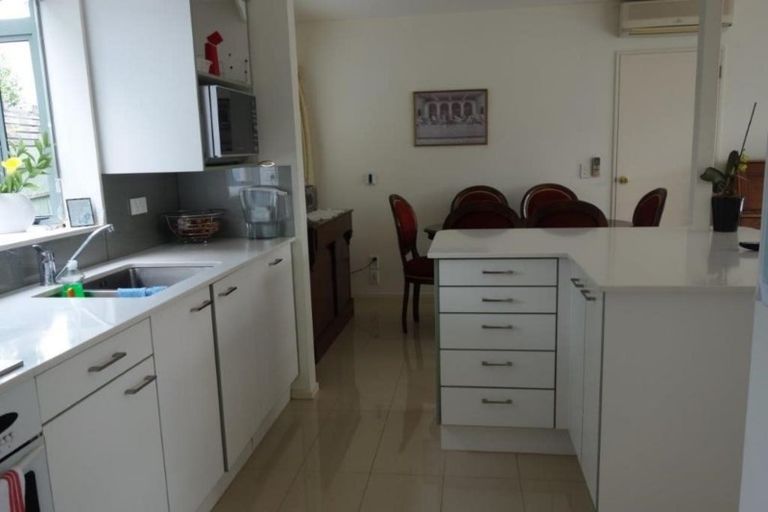 Photo of property in 34b Albany Street, St Albans, Christchurch, 8014