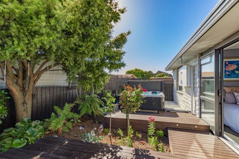 Photo of property in 8 Saint Lukes Street, Woolston, Christchurch, 8062