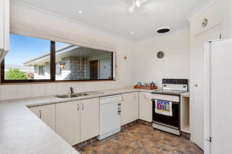 Photo of property in 52 Lydbrook Place, Otumoetai, Tauranga, 3110