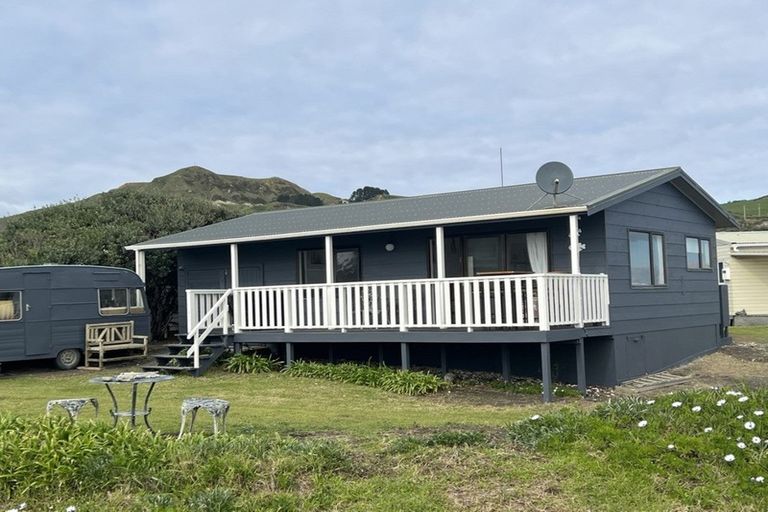 Photo of property in 11a Beach Road, Mokau, 4376