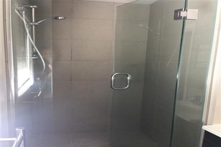 Photo of property in 2/14 Corunna Road, Milford, Auckland, 0620