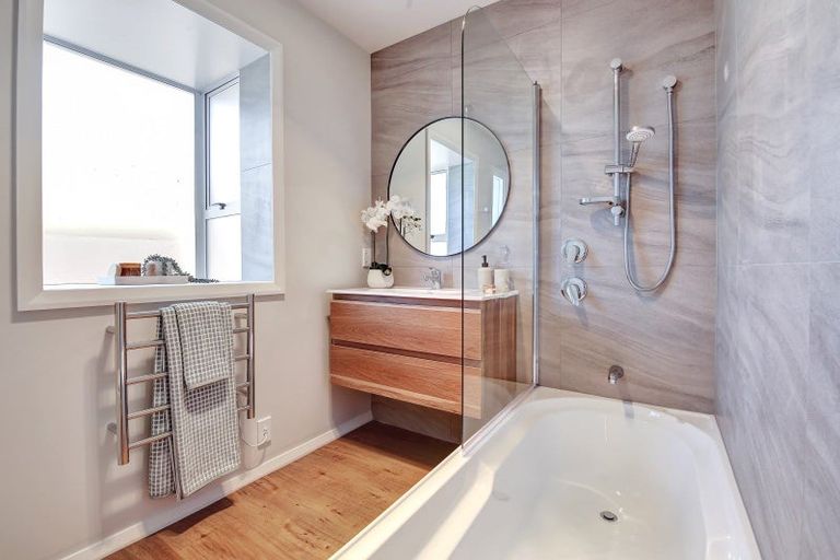 Photo of property in 15 Niagara Street, Wainoni, Christchurch, 8061