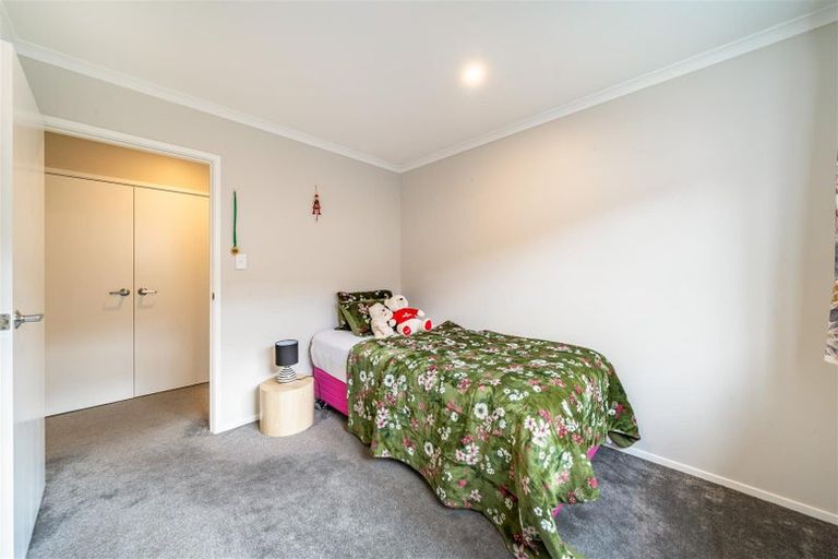 Photo of property in 36 Te Kaeaea Crescent, Wallaceville, Upper Hutt, 5018