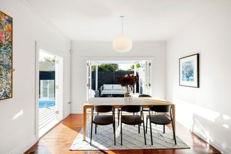 Photo of property in 31 Nixon Street, Hamilton East, Hamilton, 3216