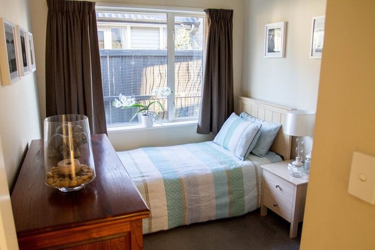 Photo of property in 17 Six Silvers Avenue, Halswell, Christchurch, 8025