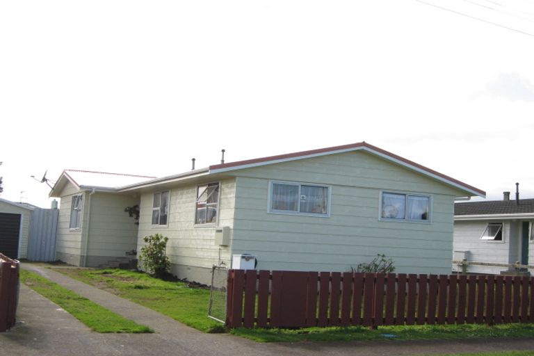 Photo of property in 126 Broadway, Waitara, 4320