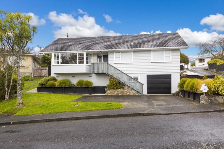 Photo of property in 55 Sunbrae Drive, Silverstream, Upper Hutt, 5019