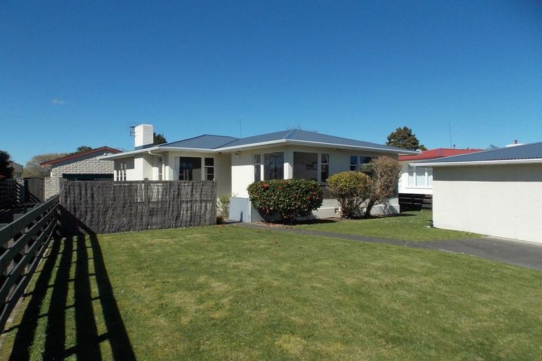 Photo of property in 60 College Street, Awapuni, Palmerston North, 4412