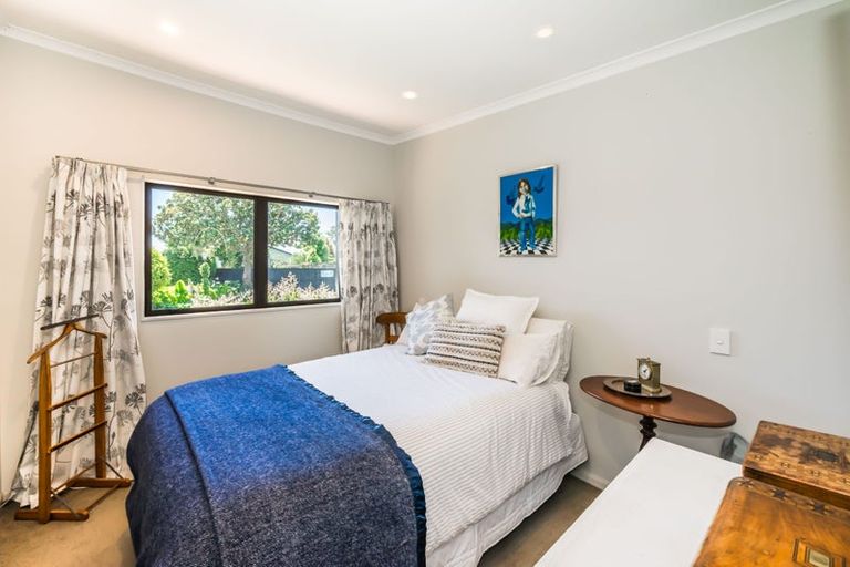 Photo of property in 314 Te Moana Road, Waikanae, 5036