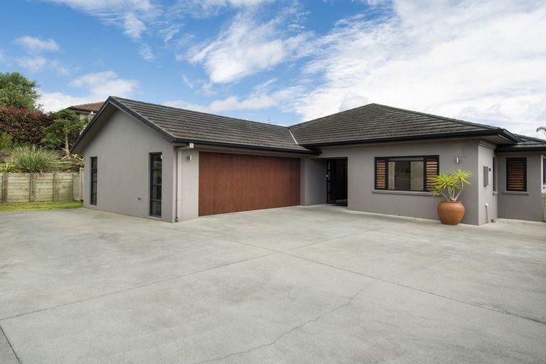 Photo of property in 110 Rowesdale Drive, Ohauiti, Tauranga, 3112