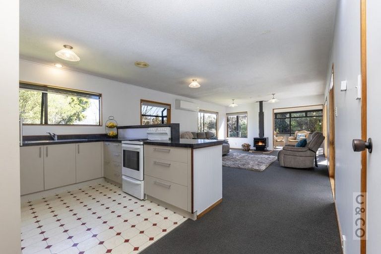 Photo of property in 14 Alice Street, Riverhead, 0820