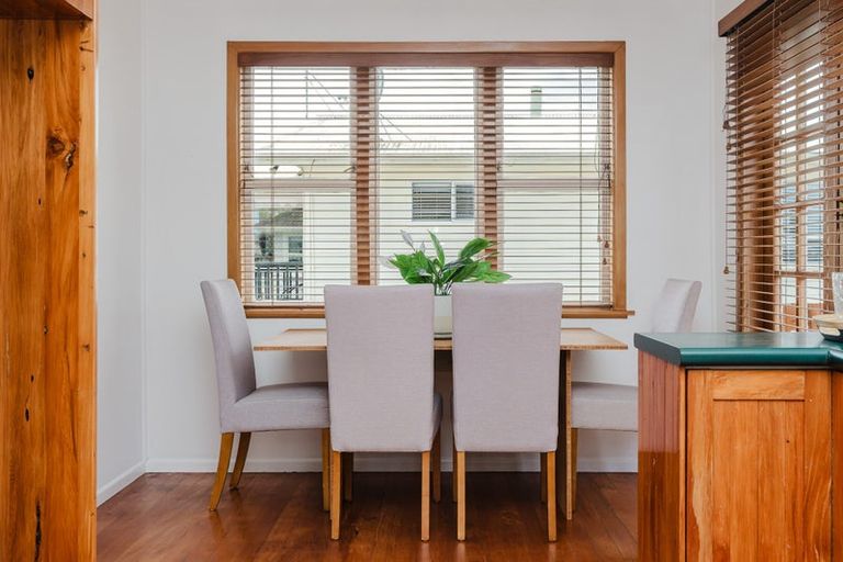 Photo of property in 72 Urlich Avenue, Melville, Hamilton, 3206